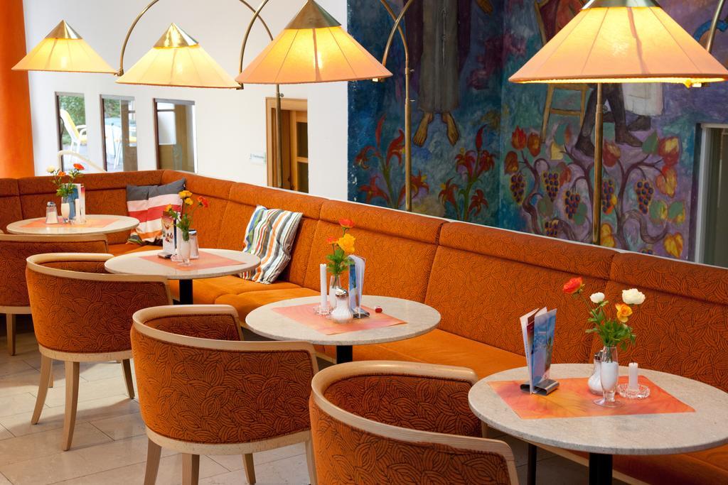 Kurhotel St. Josef Дюрнбирг Экстерьер фото